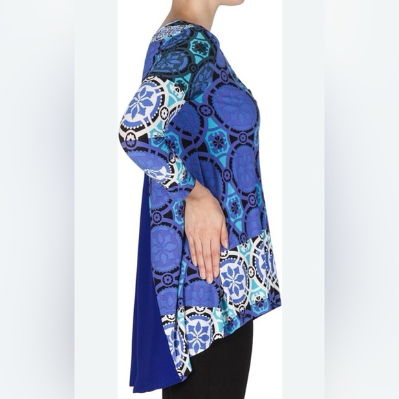 Joseph Ribkoff Tunic - Picture 2 of 6